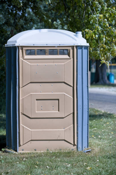 Porta potty rental for outdoor events in Pine Lawn, MO